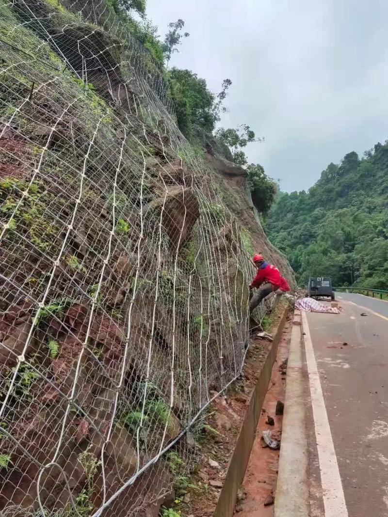 太原晋源区边坡绿化防护